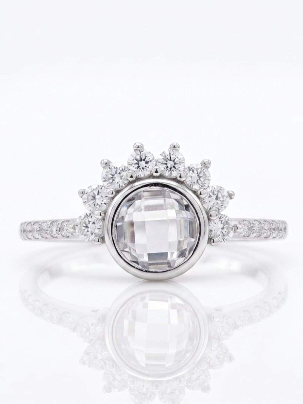 Classic Vintage Style Ring, solid 925 Sterling Silver size 9 - Great Quality